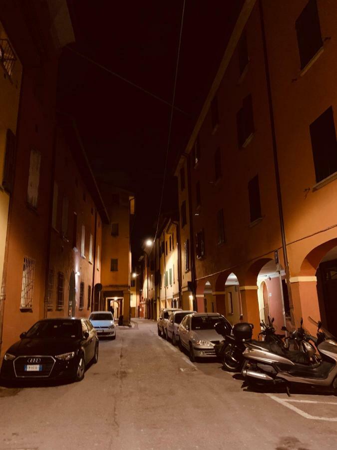 Whouse Suite Apartment Mirasole Bologna Exterior foto